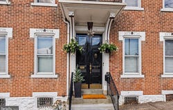 917 MAIN Street, BETHLEHEM, PA 18018