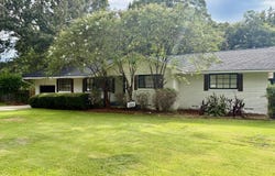 104 Sunset Drive, Clinton, MS 39056