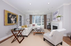 10 E Delaware Place, Chicago, IL 60611