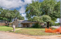 4501 Trowbridge Drive, Arlington, TX 76013
