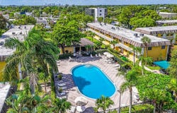 5168 NE 6th Ave, Oakland Park, FL 33334