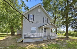 686 Weeks Avenue, Asbury, MO 64832