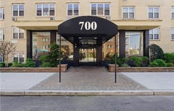 700 Shore Road, Long Beach, NY 11561