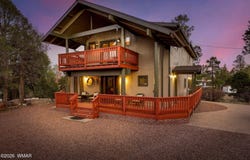 3161 Trail's End, Overgaard, AZ 85933