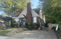2435 FORREST Ave, Memphis, TN 38112