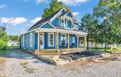 509 Walnut Street, Hope, IN 47246