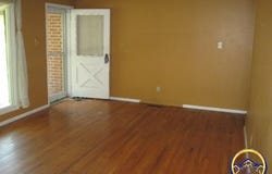 3100 SW Meadow LN, Topeka, KS 66614