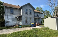 34 Pine St, Waverly, NY 14982