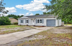 145 Ash Court, Hubert, NC 28539