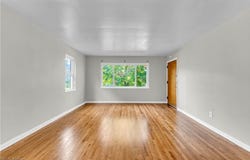 2649 Noble Road, Cleveland Heights, OH 44121