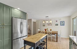 4 Apple Ridge, Maynard, MA 01754