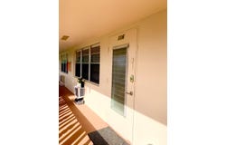 116 Canterbury E, West Palm Beach, FL 33417