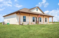 225 Private Road 33083, Sumner, TX 75486