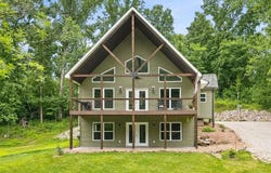 6 Spring House ct, Troy, MO 63379