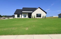 120 CREST LOOP ROAD, CLANTON, AL 35045