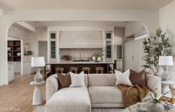 4828 E CLEARWATER Parkway, Paradise Valley, AZ 85253
