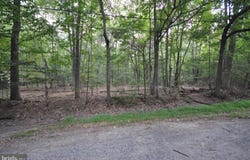 FINNEGANS LN AVE B, KENDALL PARK, NJ 08824