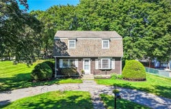 14 Sutton Street, Smithfield, RI 02828