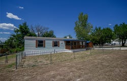 912 Pease River Drive, Granbury, TX 76048