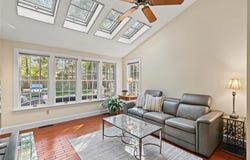 10 Milton Road, Barrington, RI 02806
