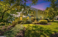 7 AVERSTONE DR E, WASHINGTON CROSSING, PA 18977