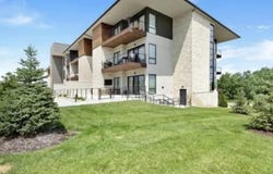 3022 Fieldhouse Circle, Manhattan, KS 66503
