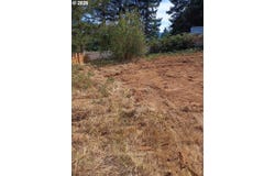 1015 WHIPPLE Ct, Yoncalla, OR 97499