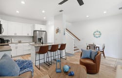 512 Palmer Dr, Point Venture, TX 78645