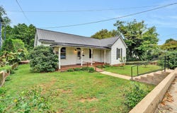 95 Spring St, Rocky Mount, VA 24151