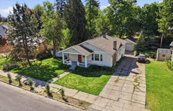 826 E 34th Ave, Spokane, WA 99203