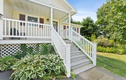 5 Cambridge Drive, Hermon, ME 04401