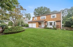 14 Format Lane, Smithtown, NY 11787