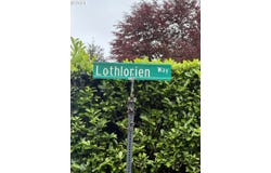 1 Lothlorien, LakeOswego, OR 97034