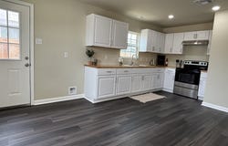 802 E 6th, Nixon, TX 78140