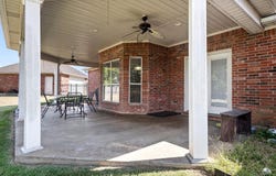 2 Lost Creek Circle, Texarkana, TX 75503