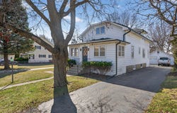 156 Wille Avenue, Wheeling, IL 60090