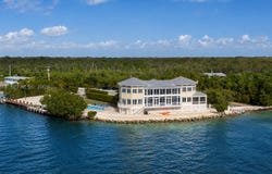 57 Garden Cove Dr, Key Largo, FL 33037