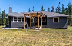10570 E FAR CRY Rd, Athol, ID 83801