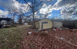 26006 Sarong Drive, Edwards, MO 65326