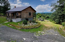 107 WAKEMAN Drive, AUGUSTA, WV 26704