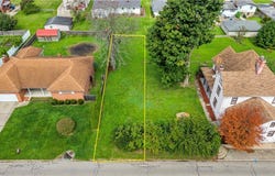 Geneva Avenue, Struthers, OH 44471