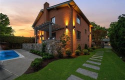14 Maxcy Drive, Providence, RI 02906