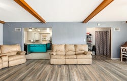 684 S 6th Ave, West Bend, WI 53095