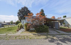 8829 N Starr Loop, Hayden, ID 83835