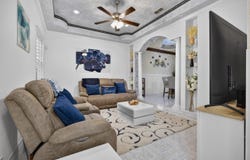9013 Cliff Dr, Laredo, TX 78045