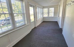 809 Hedge Avenue, Burlington, IA 52601