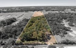 6.754 County Road 473, Lott, TX 76656