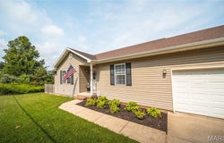111 Lyle Curtis Circle, Waynesville, MO 65583