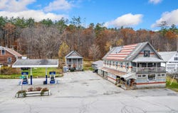 23 Main Street, Wardsboro, VT 05355