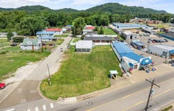 1404 Eastern Ave, Gallipolis, OH 45631